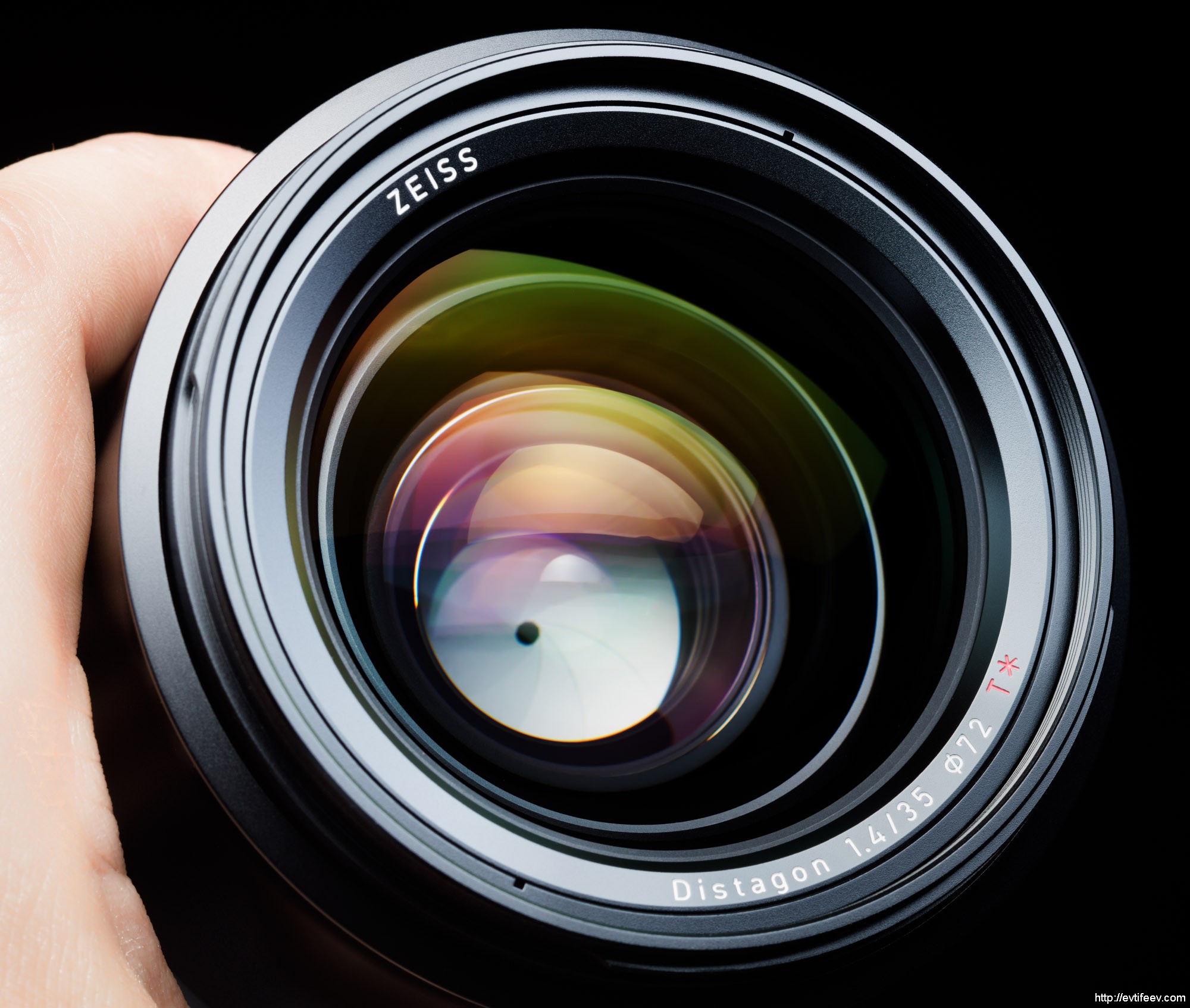 Lens Zeiss Milvus 35 1 4 Test And Review In Comparison To The Classical Distagon 35mm Dmitry Evtifeev
