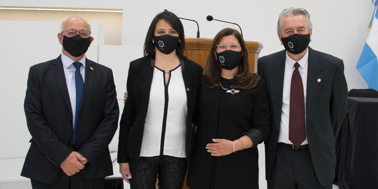 Acto de Asunción de nuevas autoridades universitarias