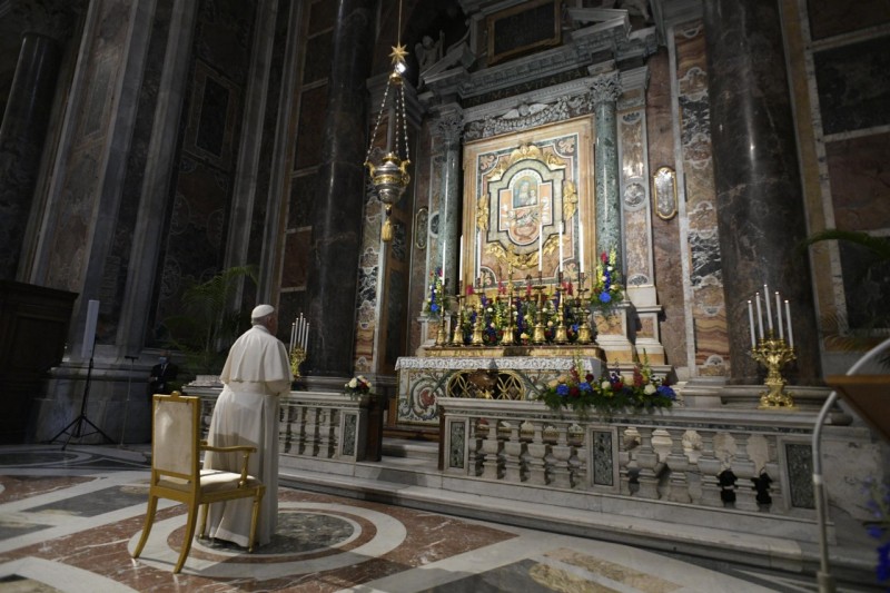 Pope Leads Rosary to End Pandemic