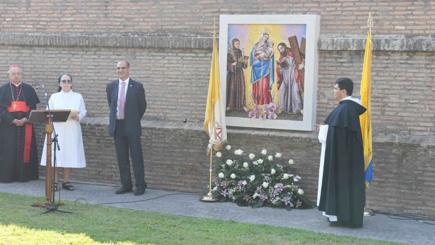 Colombia: Obispos agradecen entronización de Virgen de Chiquinquirá