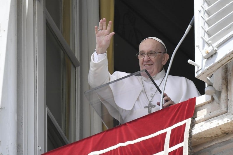 Pope at Angelus Warns of Self-Interest