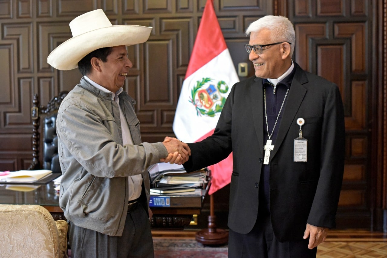 Monseñor Cabrejos se reúne con el presidente de Perú