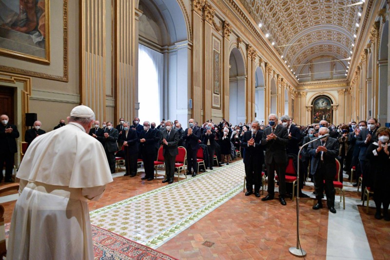 Pope Urges Jurists to Protect Rights of Weakest