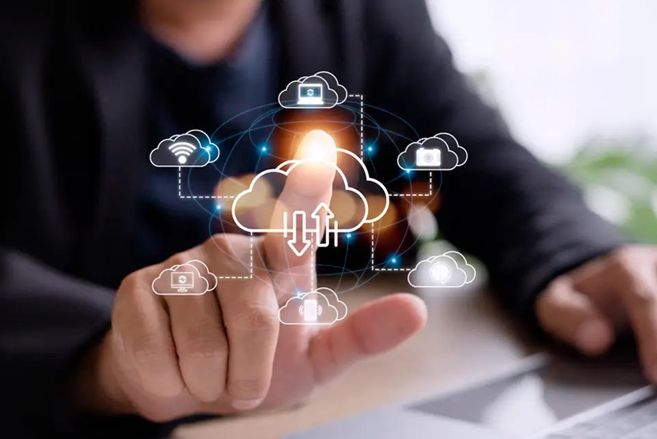 Hybrid_Cloud_Solutions