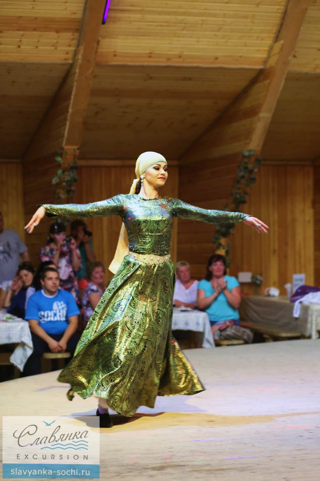 Российский кавказ — обширная территория между черным, азовским и каспийским морями. Goryachij Kavkaz Volkonskij Dolmen Ekskursii V Sochi I Adlere