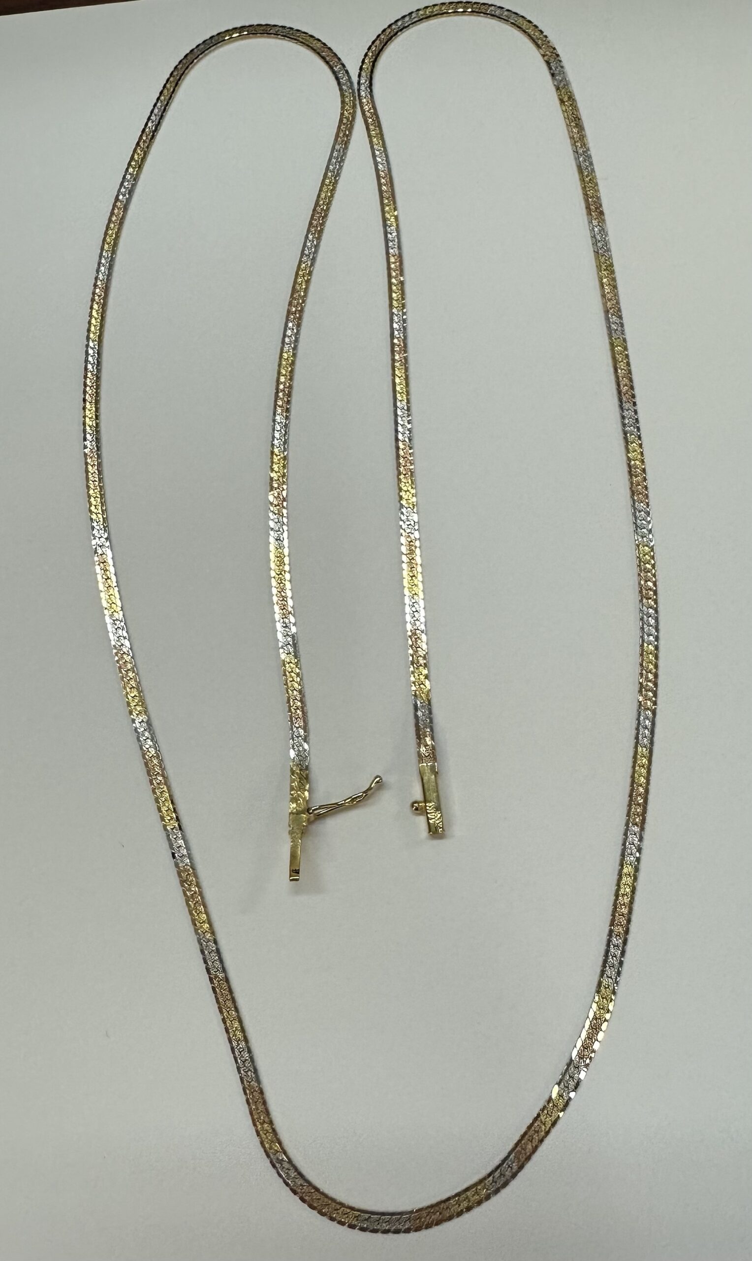 ZOCALO HERRINGBONE NECKLACE イーグルモチーフ Vintage 14k Tri-Color Herringbone Chain – Exeter Jewelers