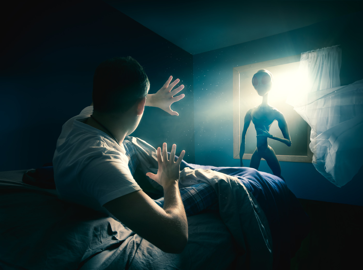 Forced & Faked Alien “Abductions” Were Conducted by the CIA Says Renowned Researcher