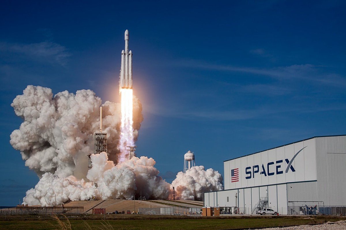 Success of Private Space Companies Helps US Secure Space Domain