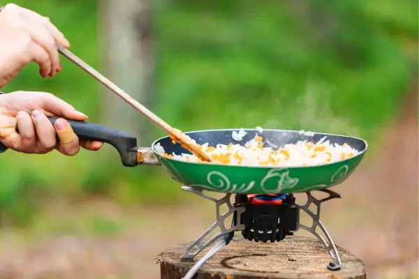 10 Equipamentos Sustentáveis para Montar um Kit de Aventura Ecológico