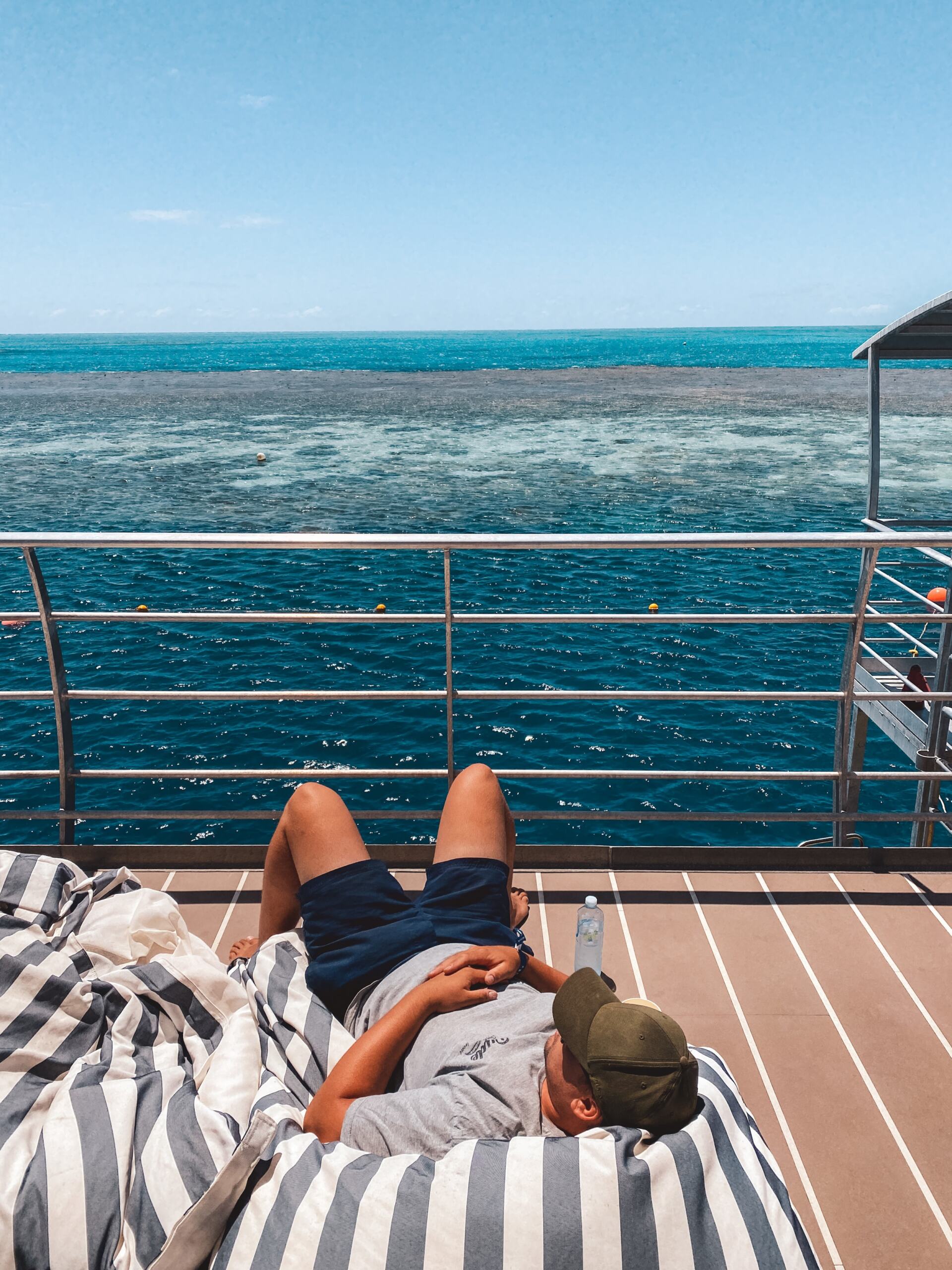 In this episode we go out to the great barrier reef on cruise whitsundays and stayed overnight on pontoon in the outer reef, to experience . A Sleepover On The Great Barrier Reef At Reefsleep Explore Shaw