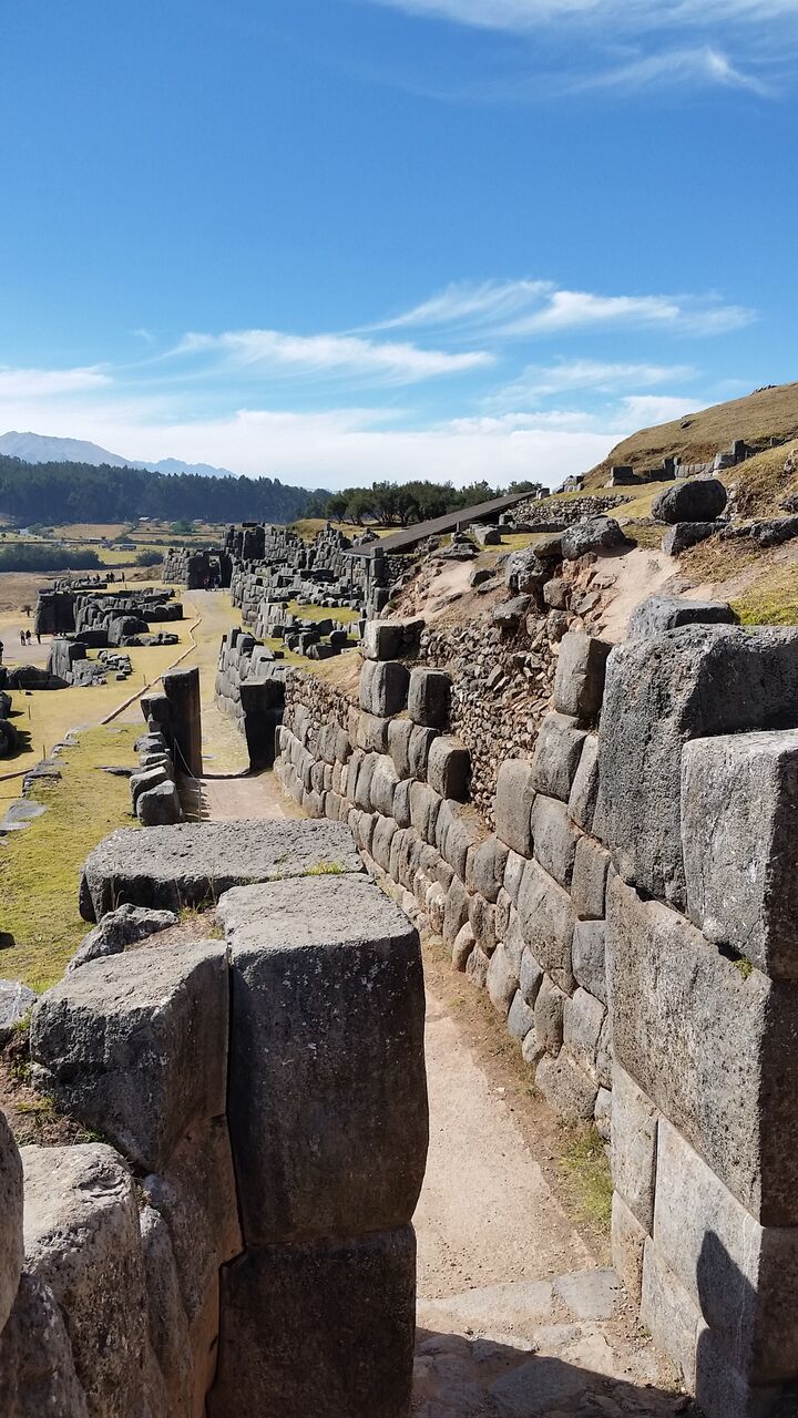 budgetbackpack_cityruins11