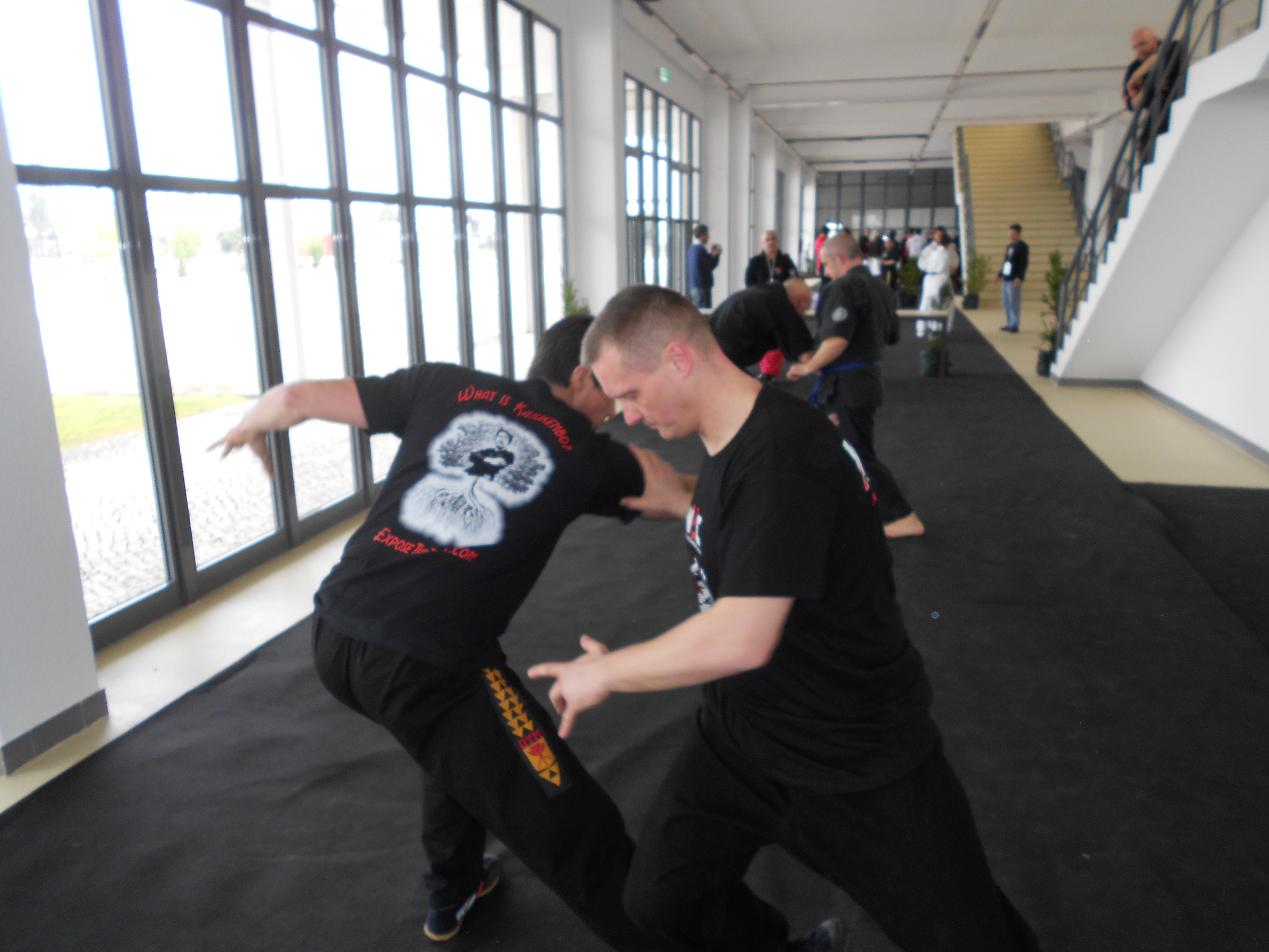 SiGung David Z. breaking a knee
