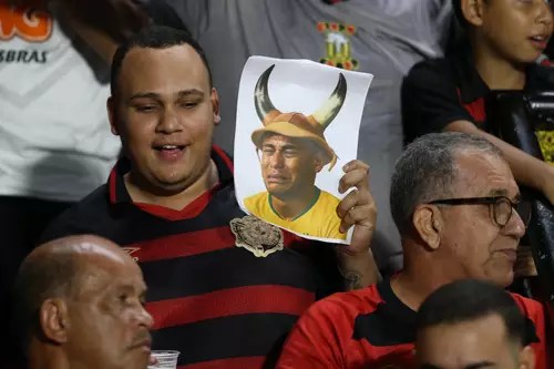 BRASILEIRÃO 2025 | Rodada termina com novo líder; Neymar sendo provocado; Abel reclamando do gramado e muito mais