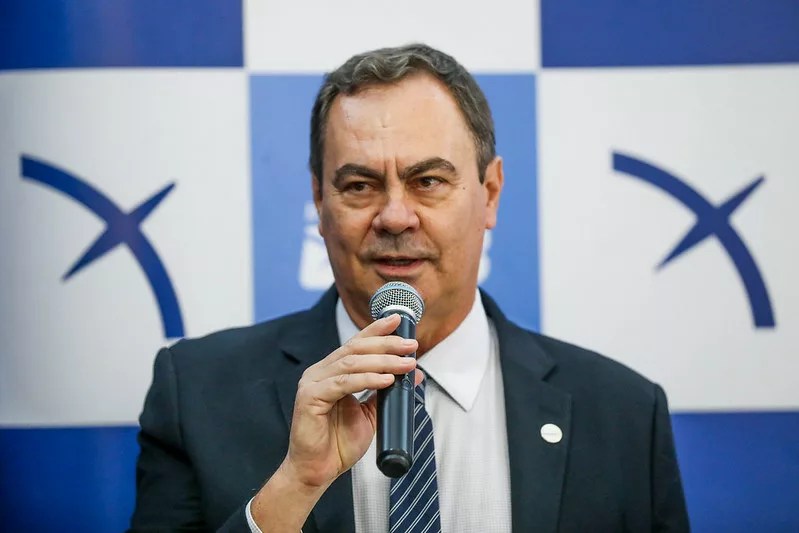 Apoio do setor produtivo: Fecomércio-DF pede que CLDF confirme aquisição do Banco Master pelo BRB