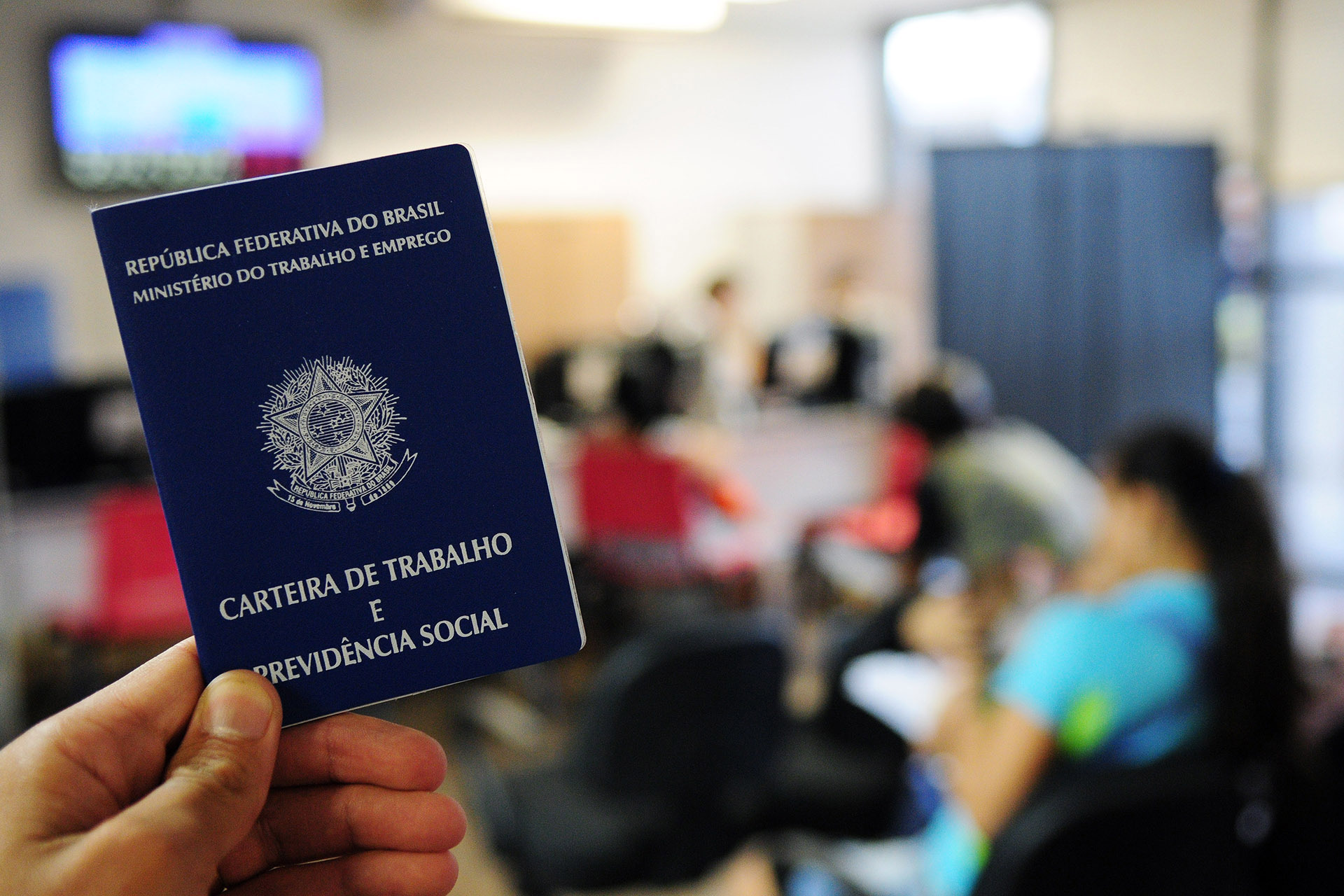 Agência do Trabalhador: Confira as 828 vagas de emprego oferecidas nesta terça (30)
