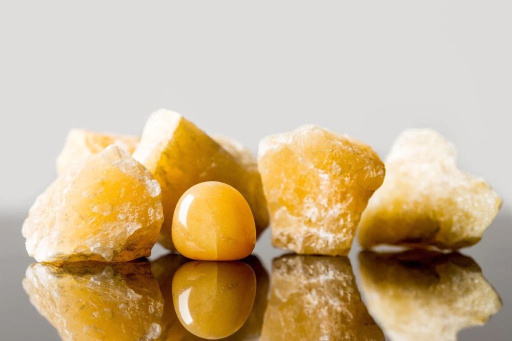 Yellow Jade - Premium Abstract Picture Gallery - Mobile