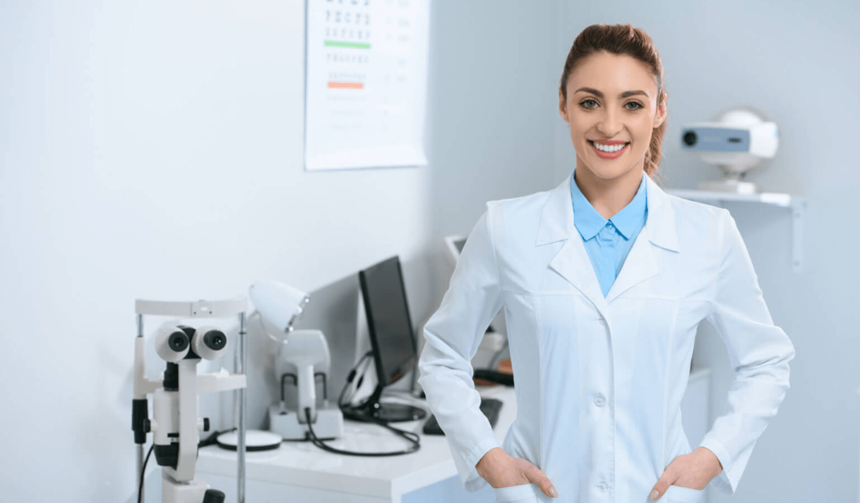 Optometrist