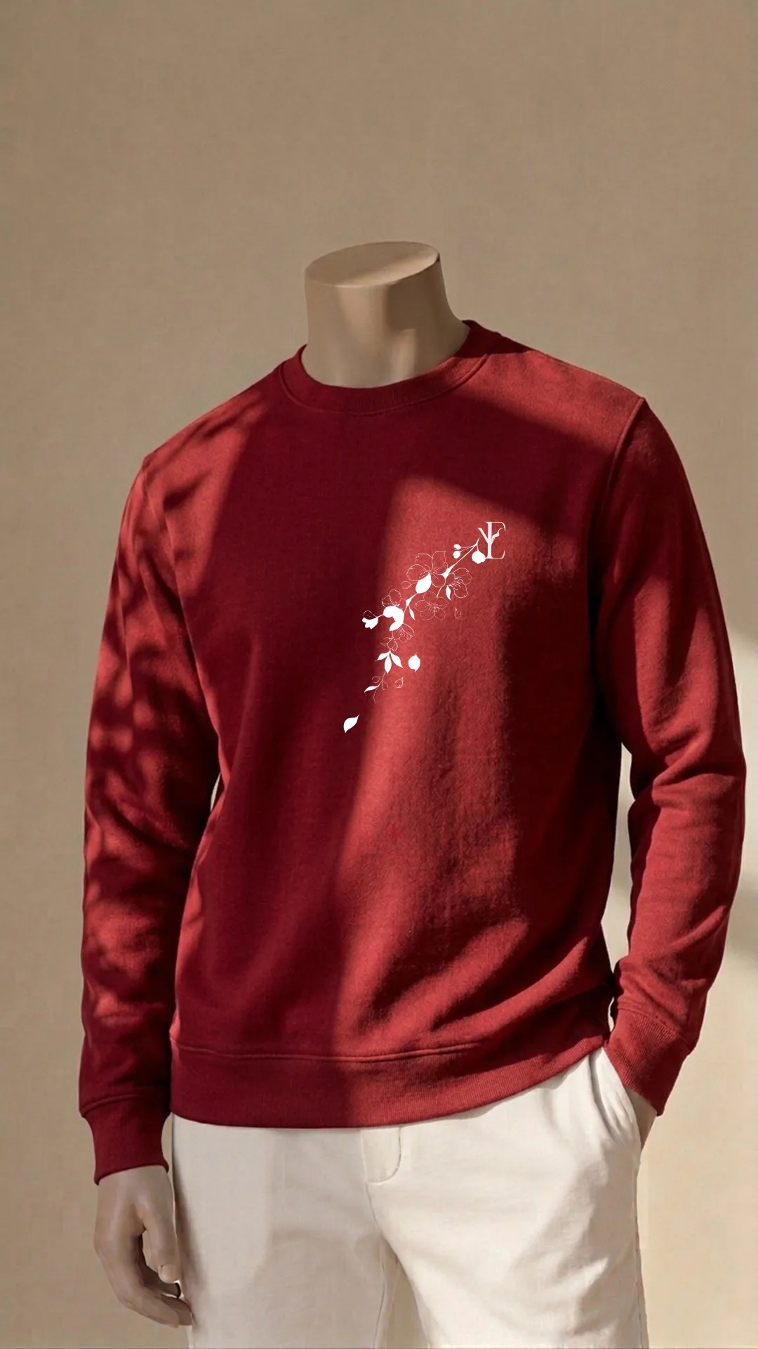 Eynaarah Unisex Red Sweatshirt