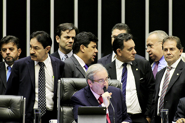 O deputado Eduardo Cunha (PMDB-RJ) preside sessão da Câmara