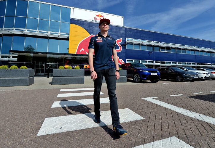 Video Tour The Red Bull Racing Factory With Max Verstappen