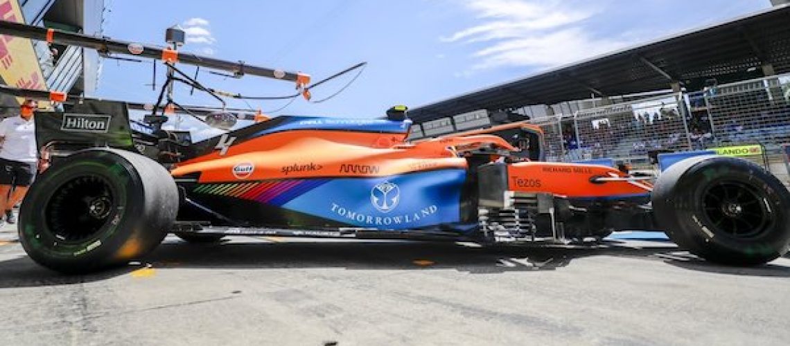 Waarom Staat Tomorrowland Op De Mclaren F1 Bolide F1journaal Be Dagelijks Formule 1 Nieuws