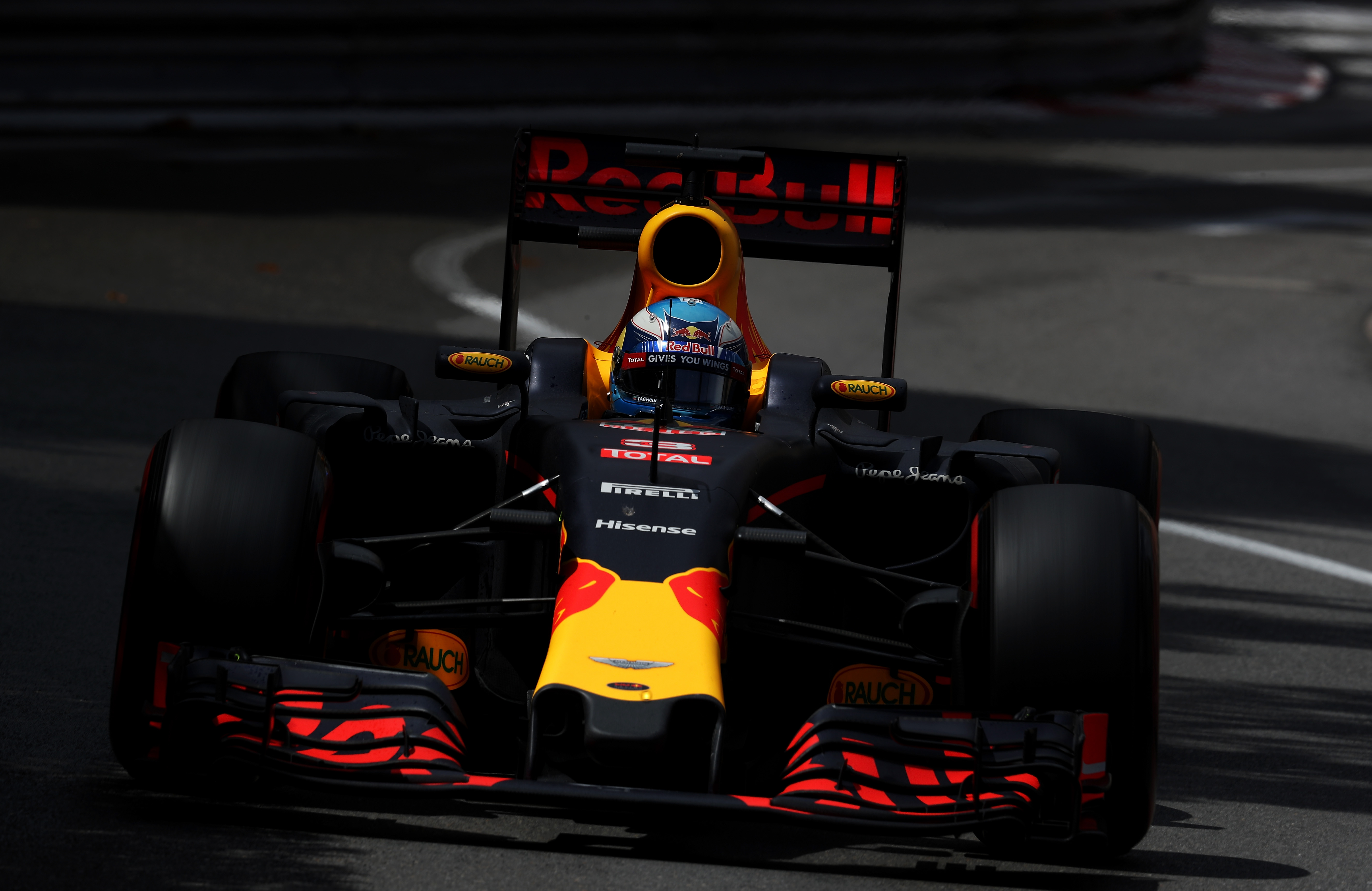 F1 2016 Hungarian Gp Preview Three Way Battle Around The Ring
