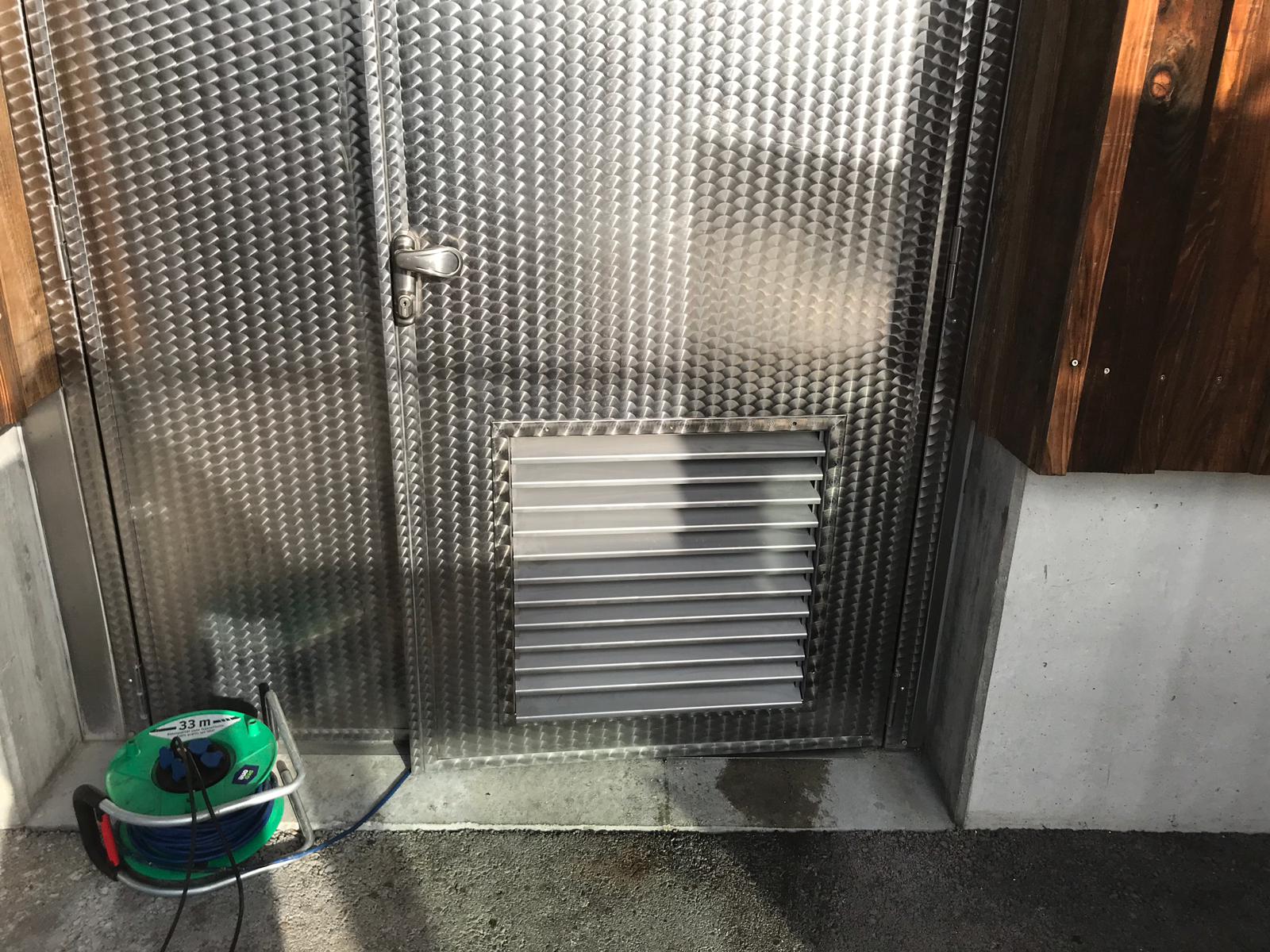 Grille porte