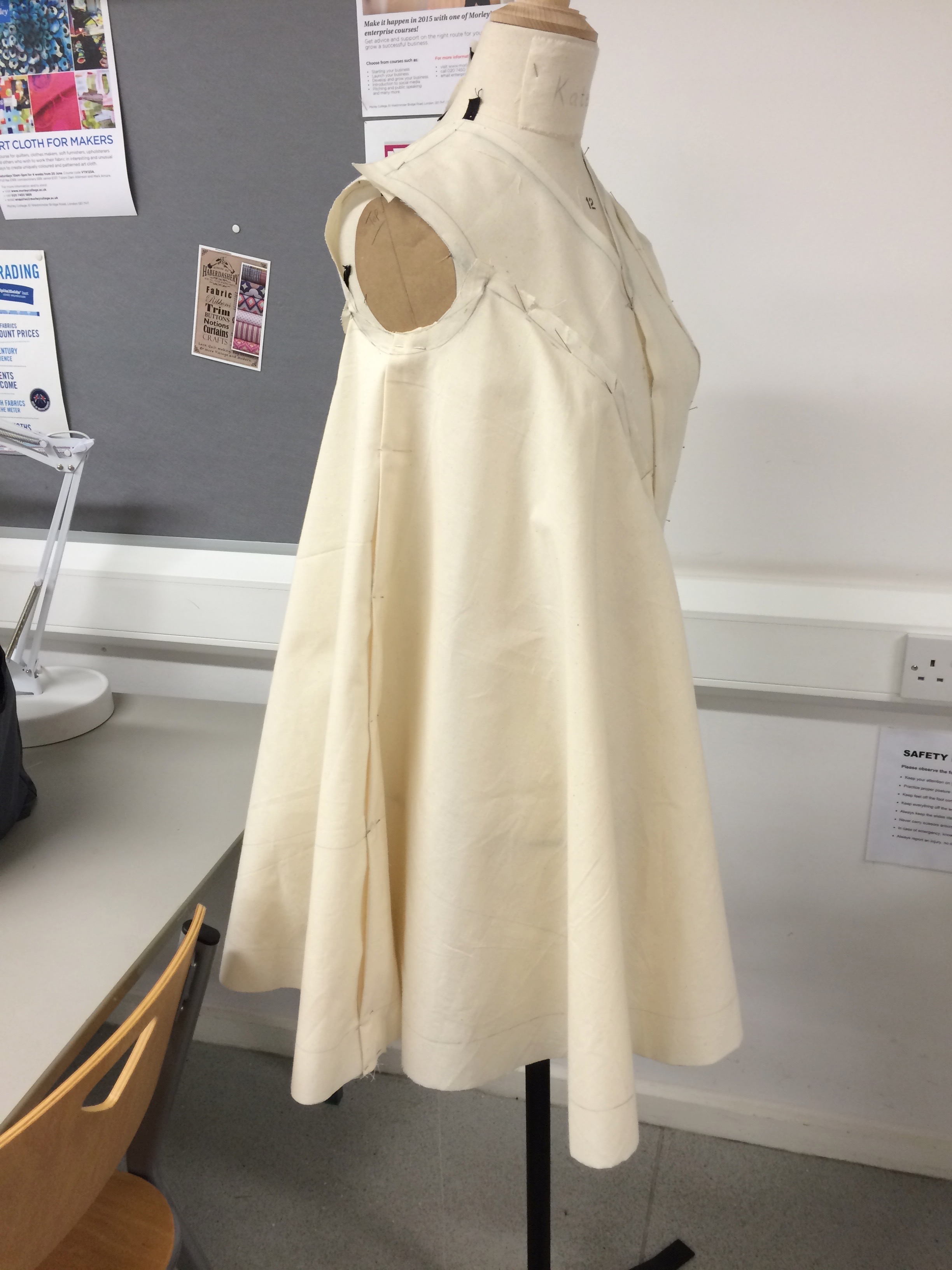 how to cut a tent dress Pattern cutting 0.3 The tent dress Fabrickated