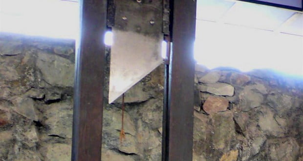 Guillotine