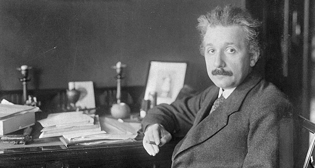 Albert Einstein 