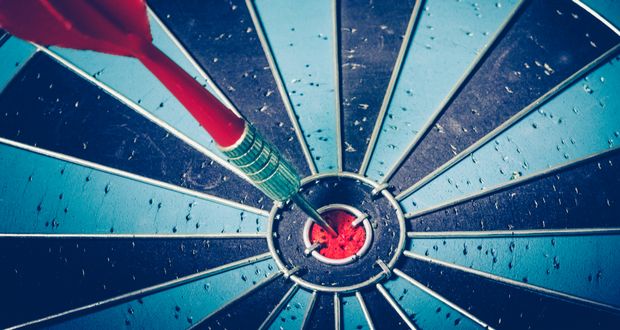 Accuracy vs Precision