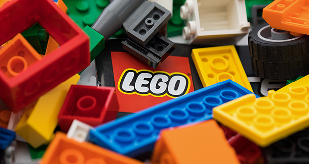 LEGO or Legos