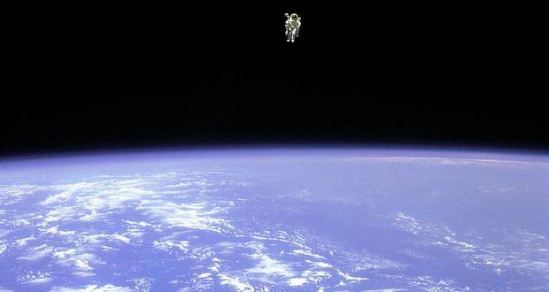Bruce McCandless 
