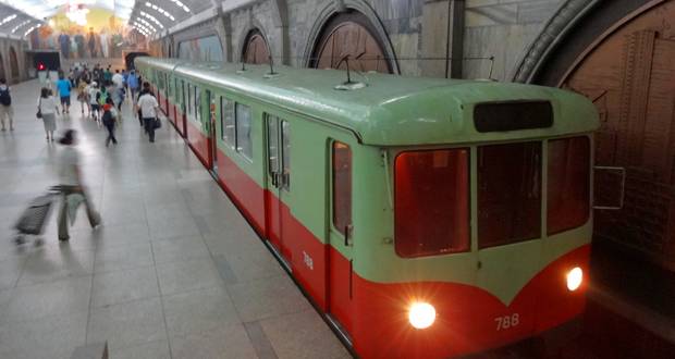 Pyongyang Trains: Berlin Reuse