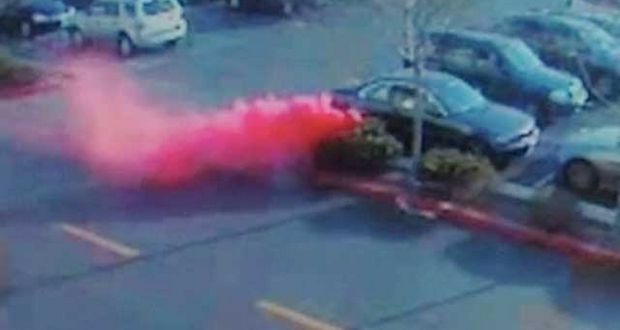 Banks Use Exploding Dye Packs