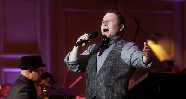 Jason Alexander Sings George Off-Key
