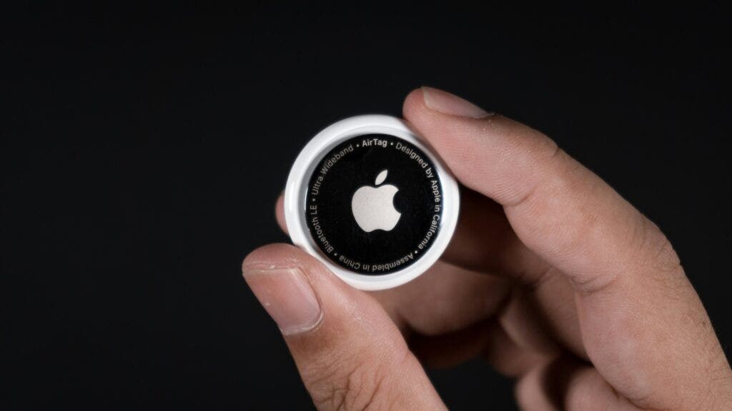 Apple's AirTag Users Can Now Share Location With Airlines For Faster Recovery Of Lost Luggage