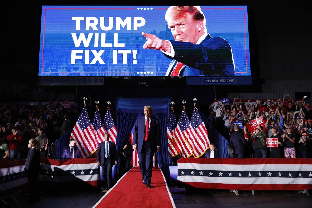 Trump’s plan to cut taxes on Social Security benefits may cost beneficiaries more in the long run