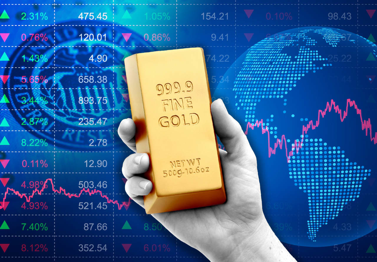 What will happen to the U.S. dollar, deficit and debt under Trump? Watch gold.