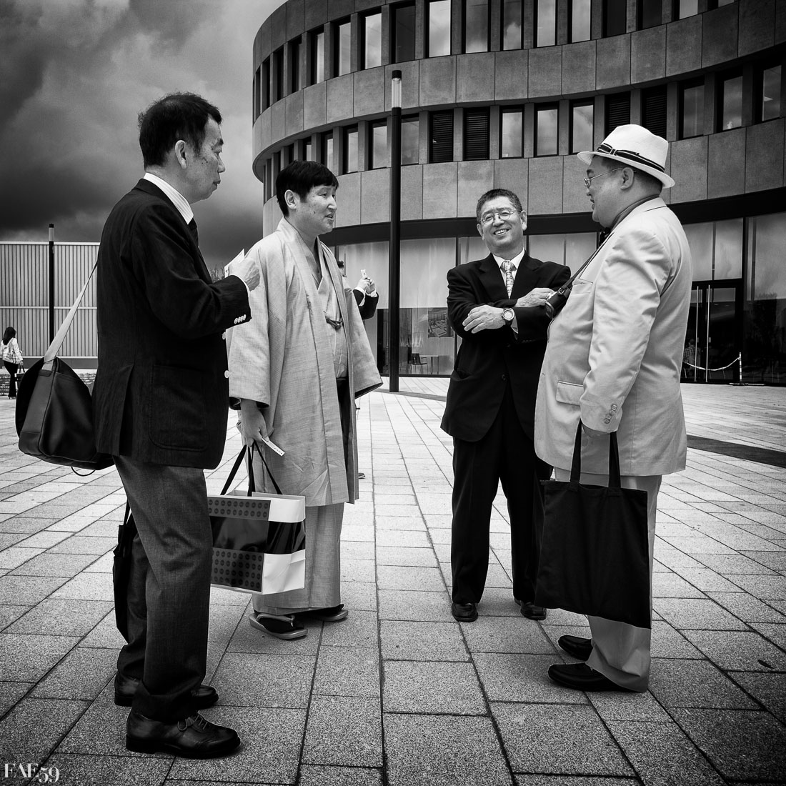Discussion universelle autour du Leica