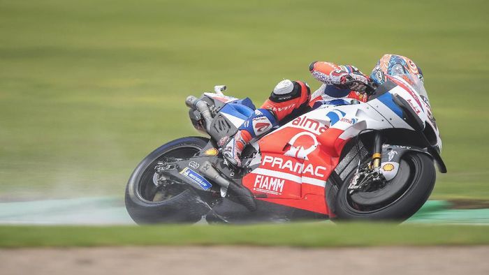 Latihan Bebas Motogp Valencia Petrucci Masih Tercepat Fajar