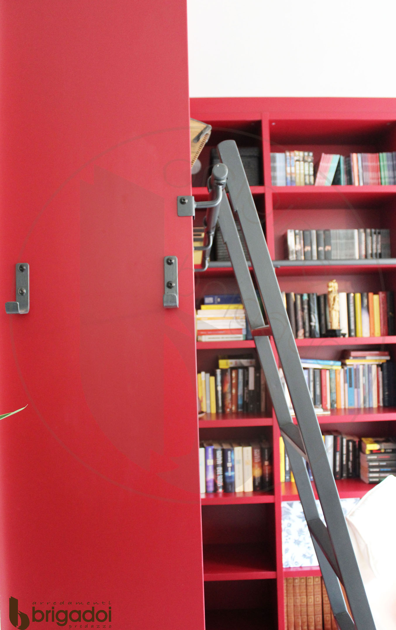 libreria moderna arredamenti brigadoi falegnameria val di fiemme trentino