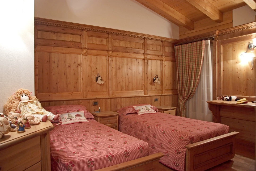 casa arredamenti brigadoi falegnameria predazzo val di fiemme legno trentino dolomiti
