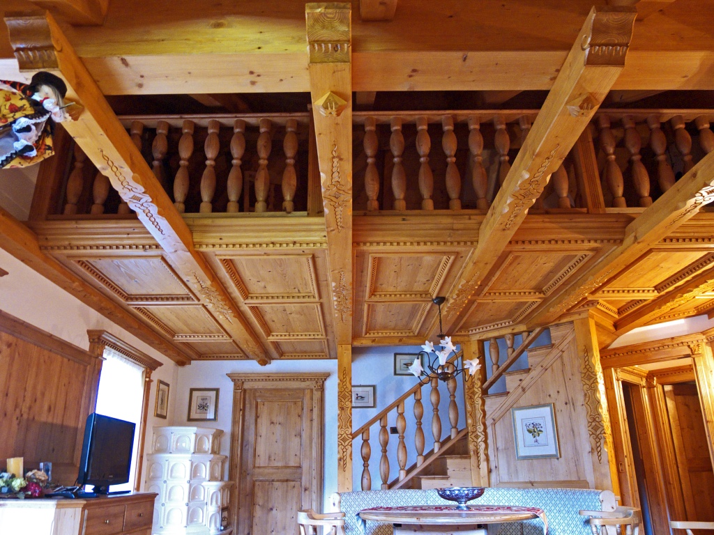 casa arredamenti brigadoi falegnameria predazzo val di fiemme legno trentino dolomiti