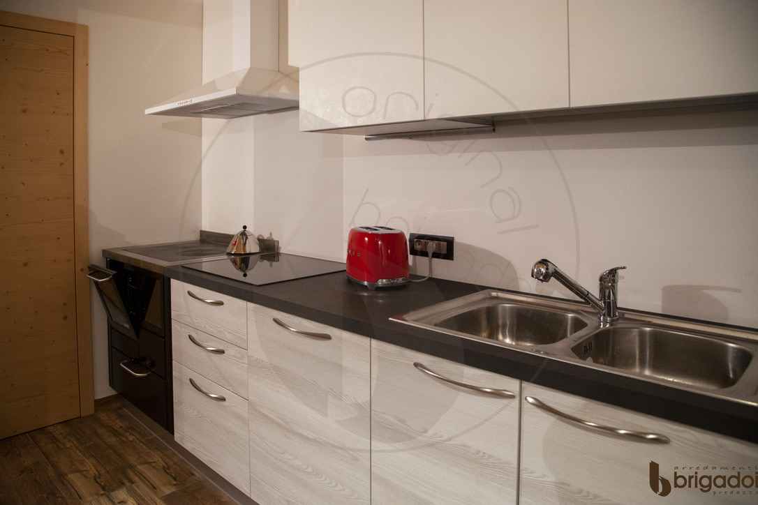 cucina arredamenti brigadoi val di fiemme mountain design trentino legno val di fassa