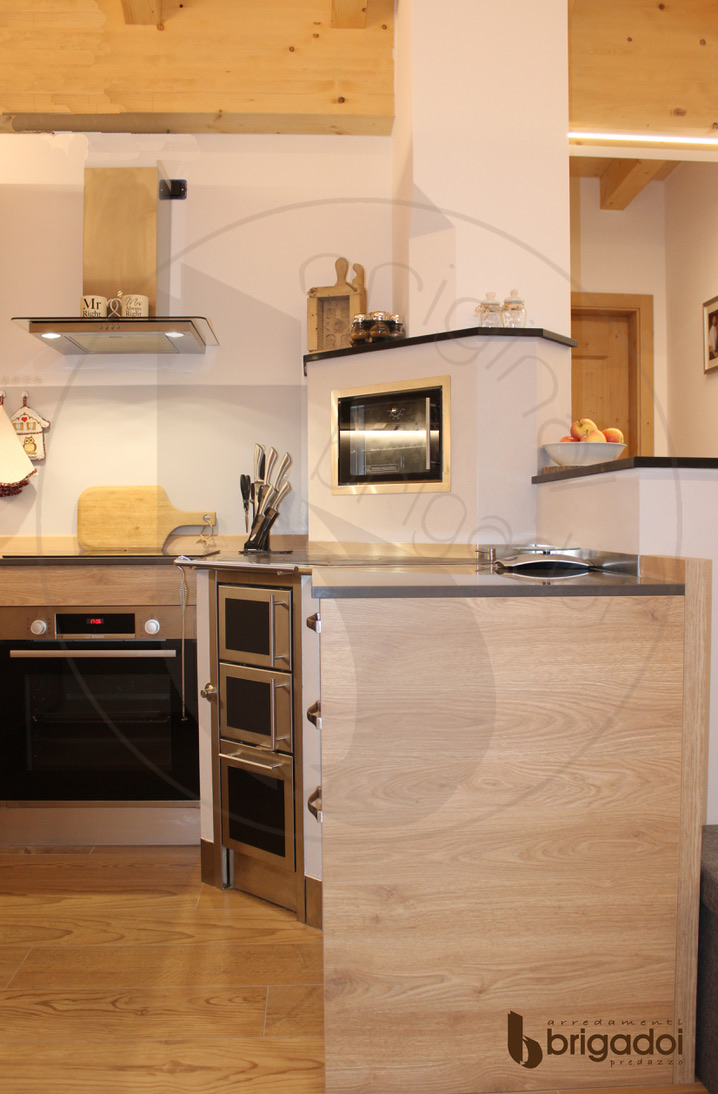 cucina arredamenti falegnameria brigadoi val di fiemme trentino predazzo legno trentino