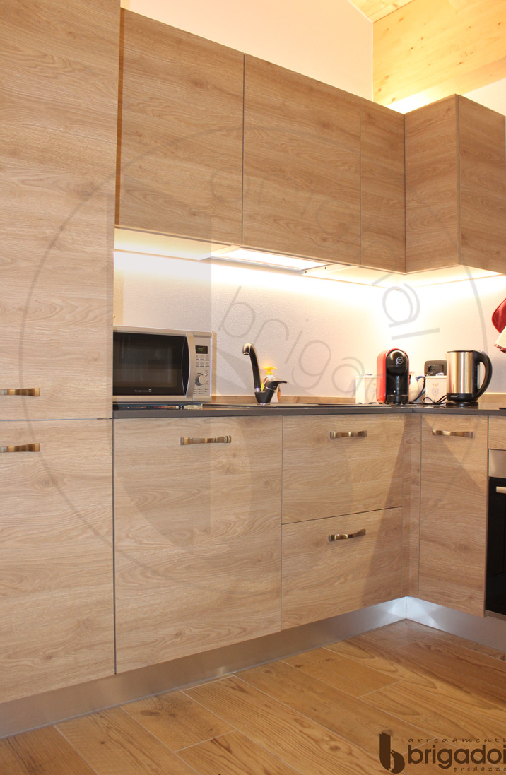 cucina arredamenti falegnameria brigadoi val di fiemme trentino predazzo legno trentino