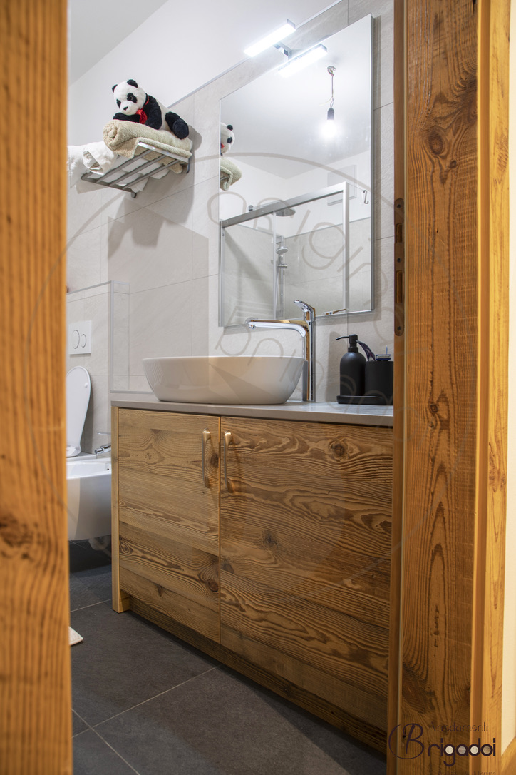 casa legno val di fiemme trentino interior design arredamento falegnameria soggiorno cucina dolomiti