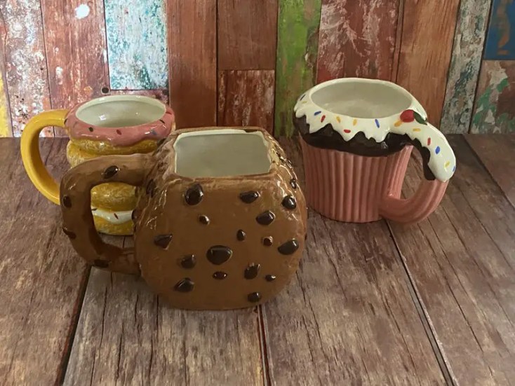 Ceramic mugs