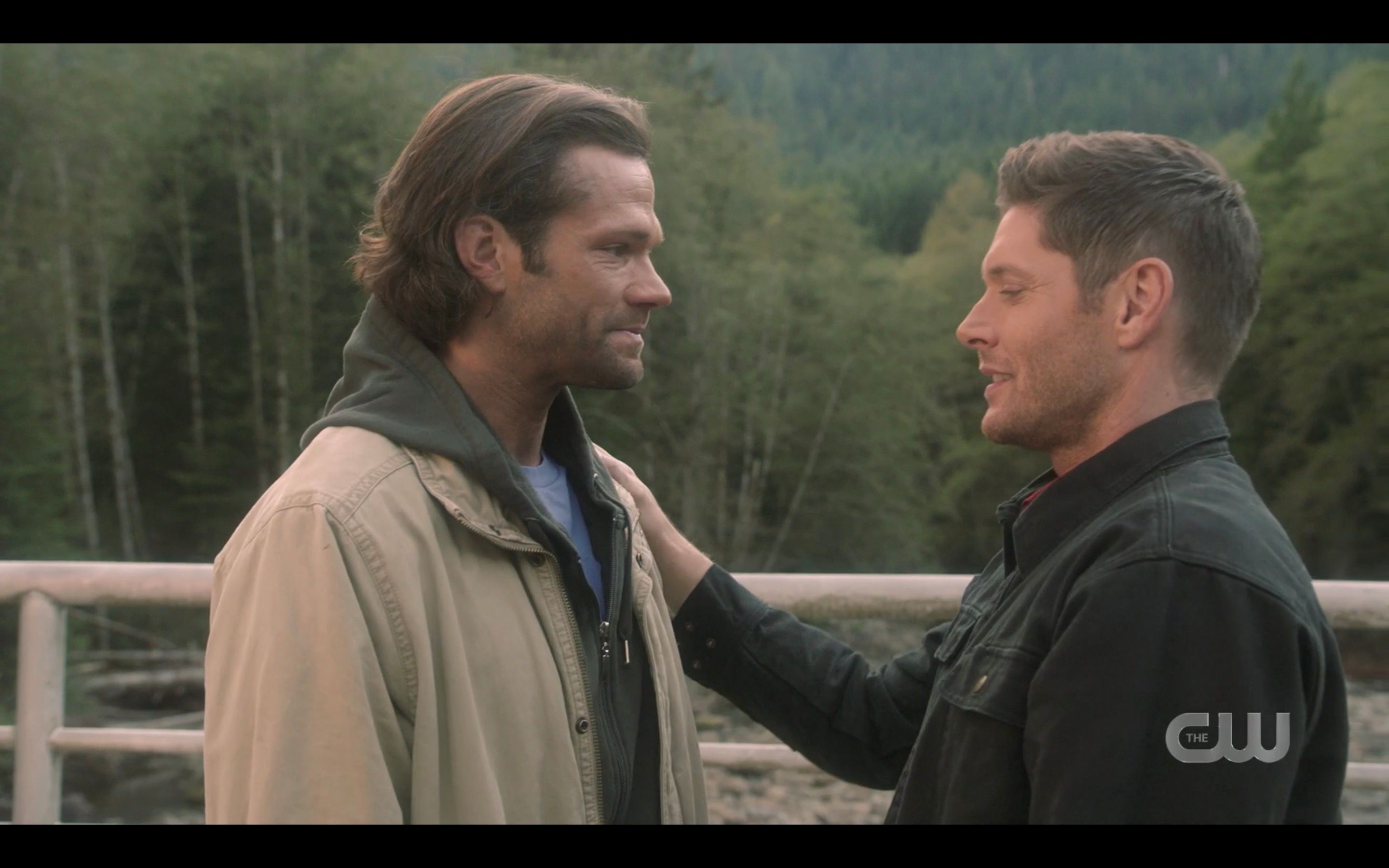Supernatural Pilot & Series Finale Scripts Signed - Autogramm